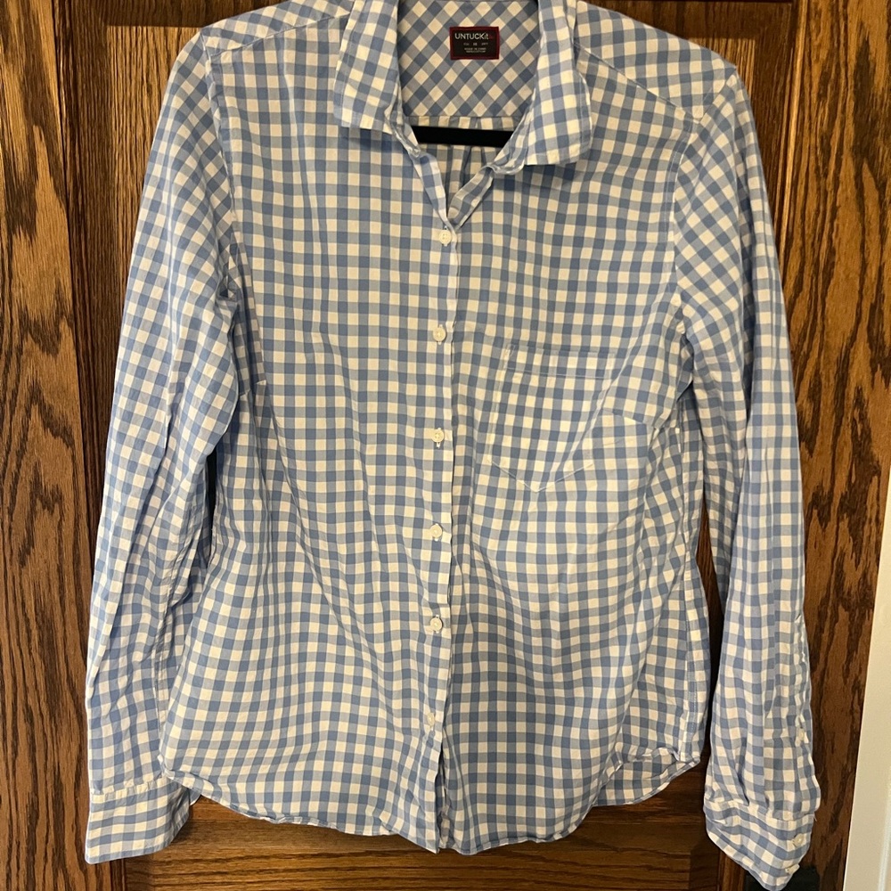 UNTUCKit Blue and White Casual Button Down Shirt